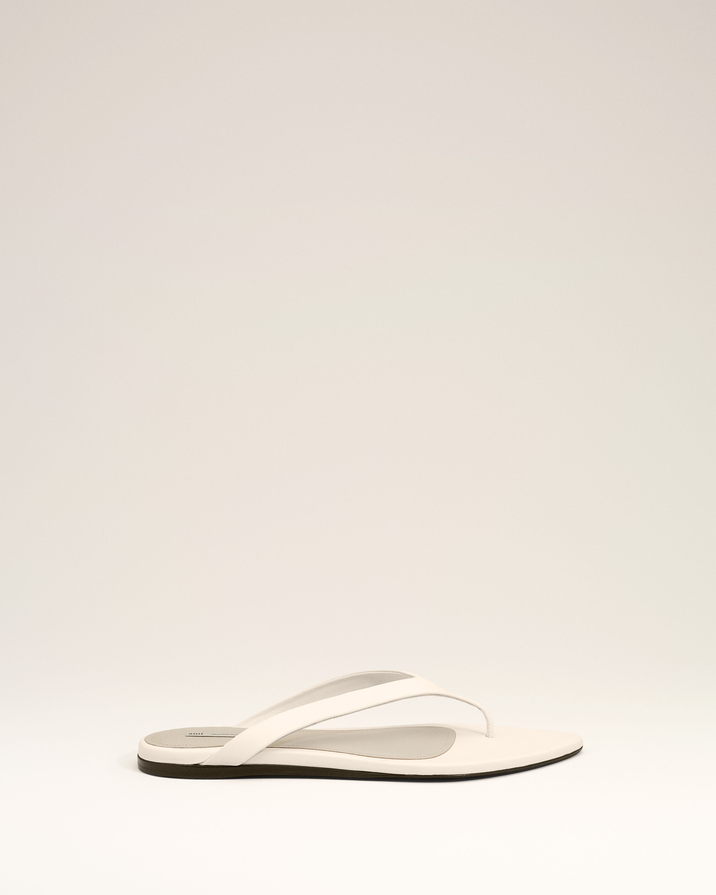 Ami Paris - White Lamb Leather Pointed Toe Flip Flops White - 36 - For Size 36 Leather,Leather Women's